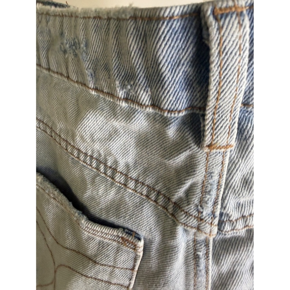 Rolla's Distressed Denim Cutoff Shorts | Light Wash | Festival Summer Staple - Picture 13 of 16
